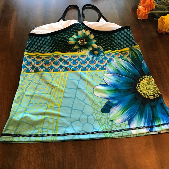 EUC INKnBURN Classic dragonfly Camisole - Picture 3 of 6